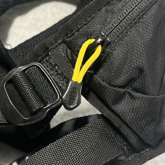 Camelbak Black Delaney Hydration Fanny Belt Waist Pack Adjustable Zipper Pouch - Picture 15 of 16